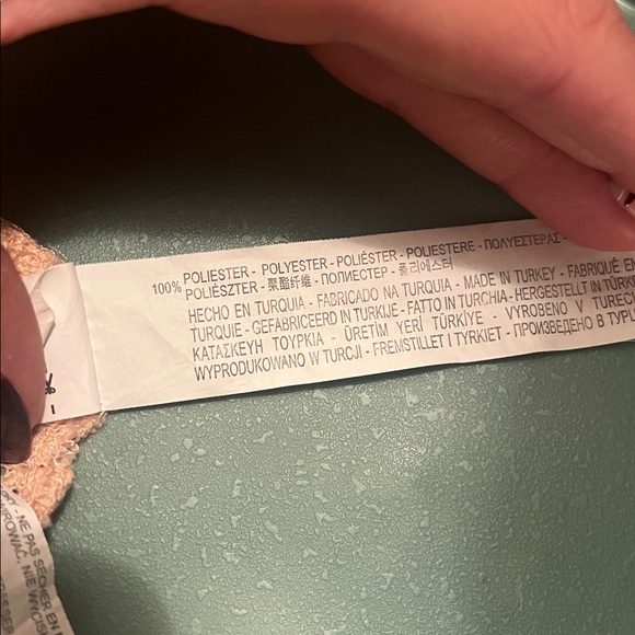 Small Zara basic pink lace crop top - Picture 6 of 6